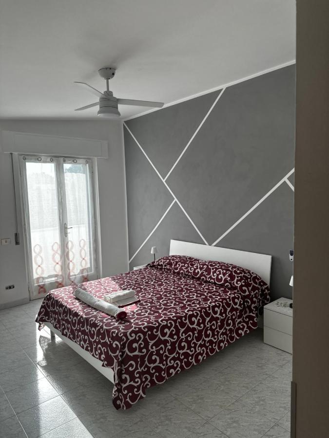 Fiumicino Airport 3 Giade Apartman Focene Kültér fotó