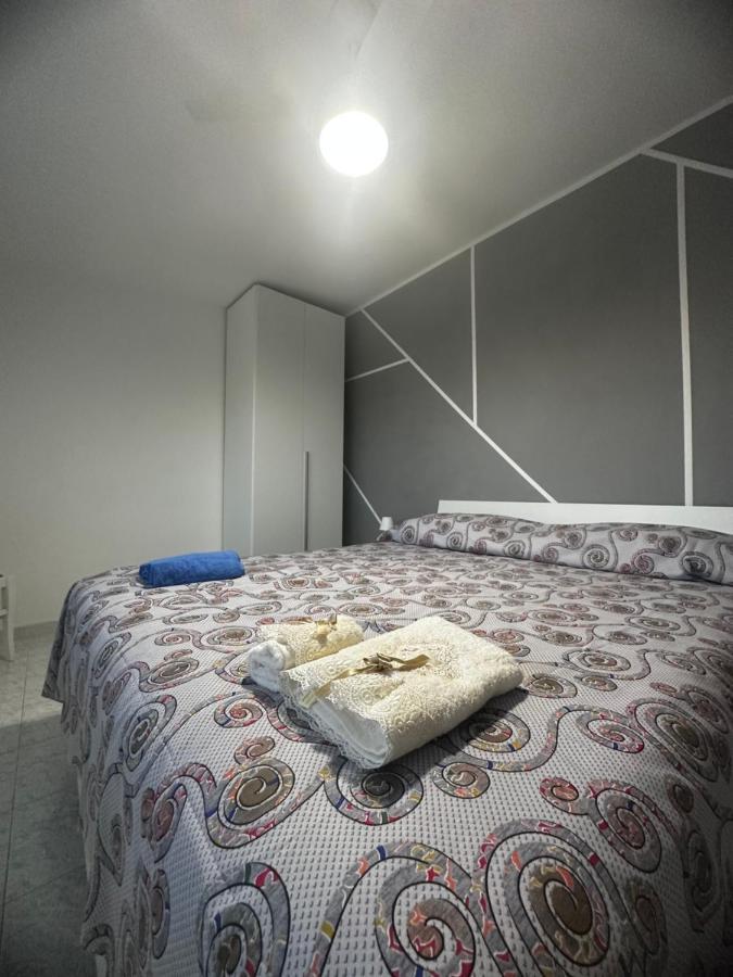 Fiumicino Airport 3 Giade Apartman Focene Kültér fotó