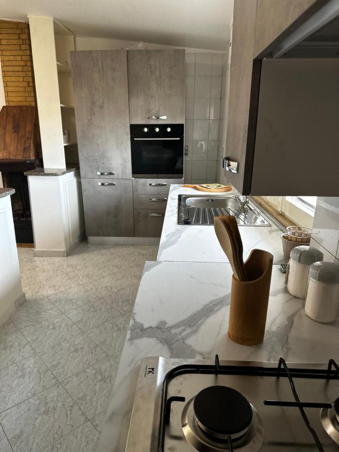 Fiumicino Airport 3 Giade Apartman Focene Kültér fotó